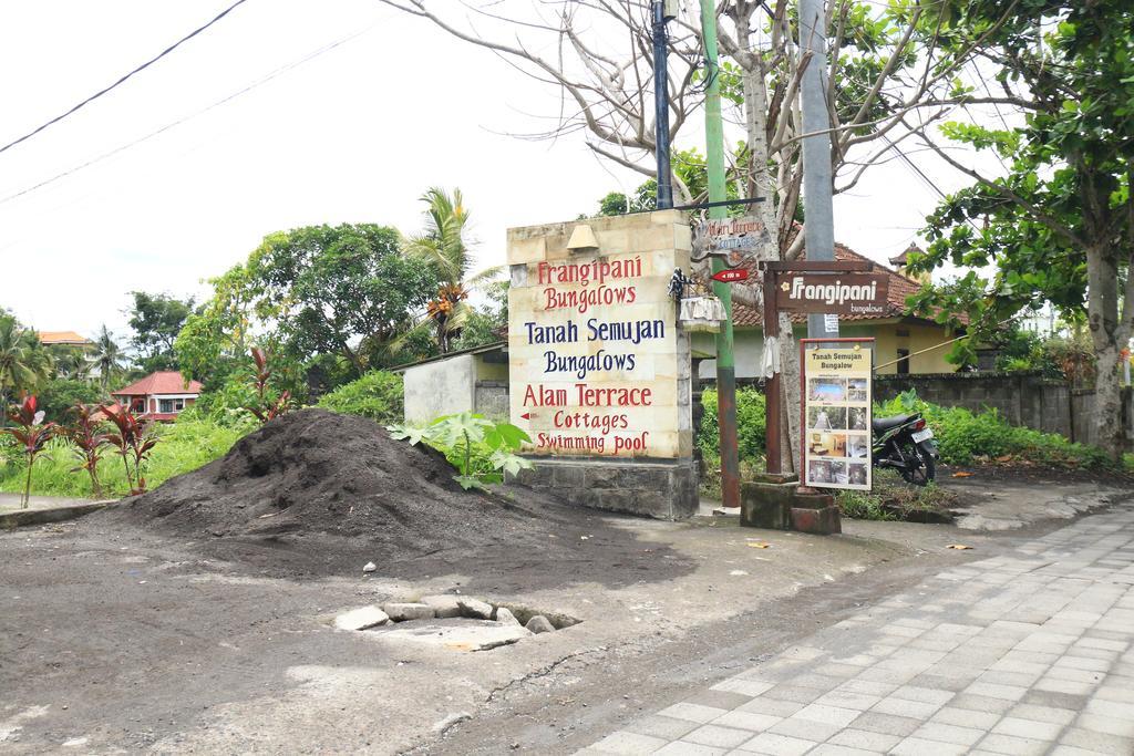Frangipani Bungalow Ubud  Exterior photo