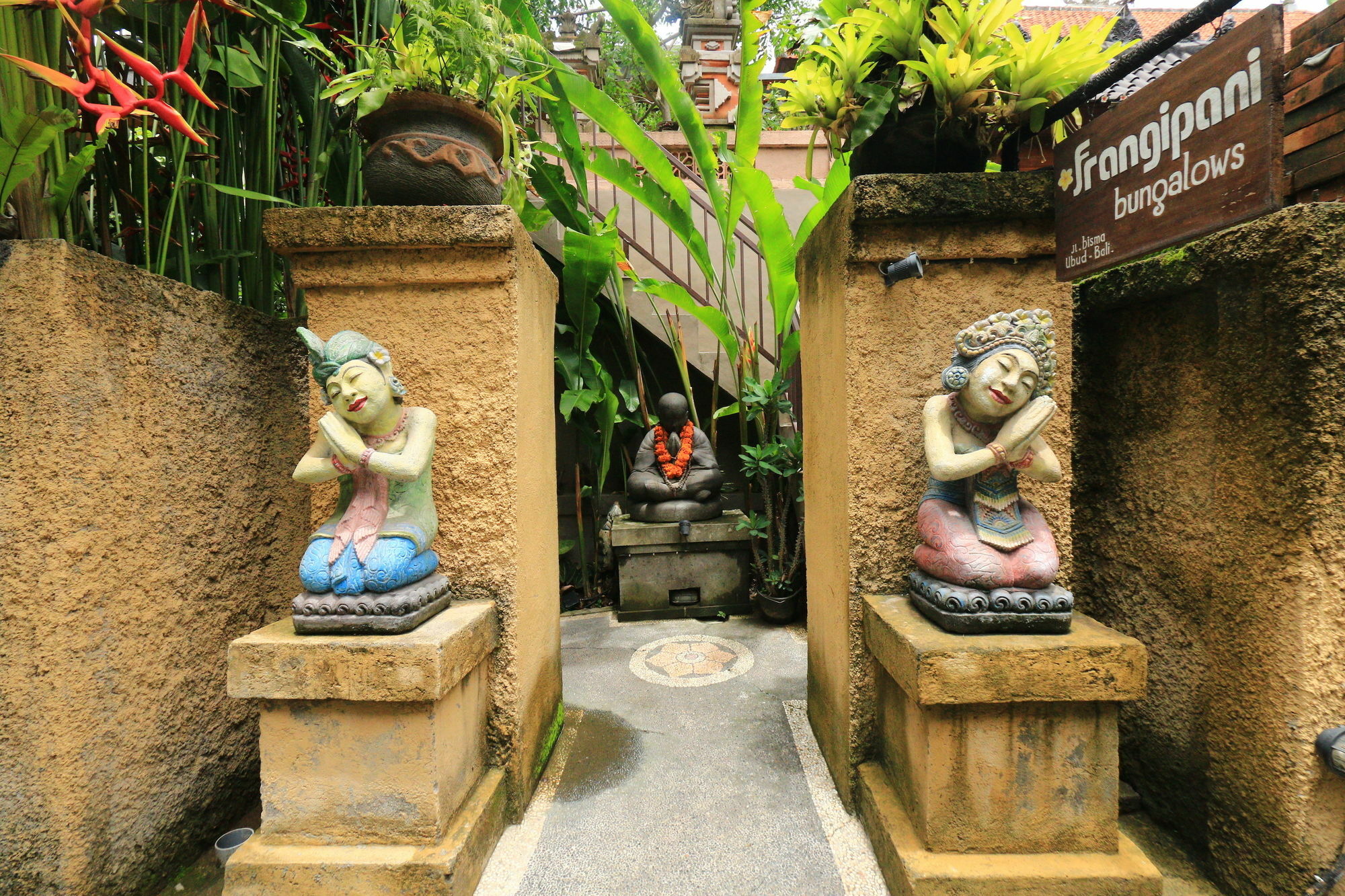 Frangipani Bungalow Ubud  Exterior photo